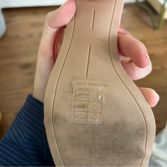 Dolce Vita Netra Lucite Pink Vinyl Heels - Picture 3 of 5